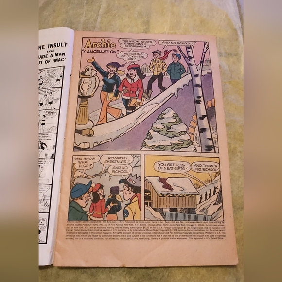 VINTAGE Archie Giant Series Magazine No. 476 Archie's Christmas Stocking - Picture 7 of 12